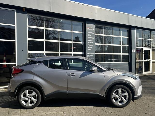 Toyota C-HR 1.2 Dynamic Led Ecc Camera Dealer onderhouden
