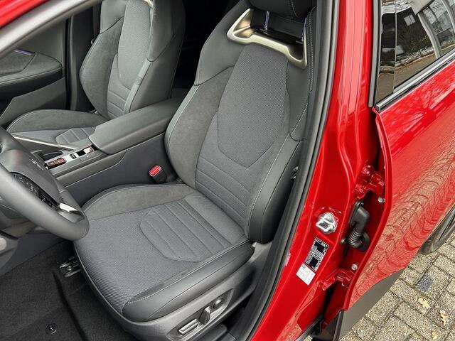 Toyota C-HR 1.8 Hybrid Executive Panoramadak, Head up display