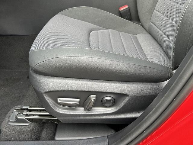 Toyota C-HR 1.8 Hybrid Executive Panoramadak, Head up display