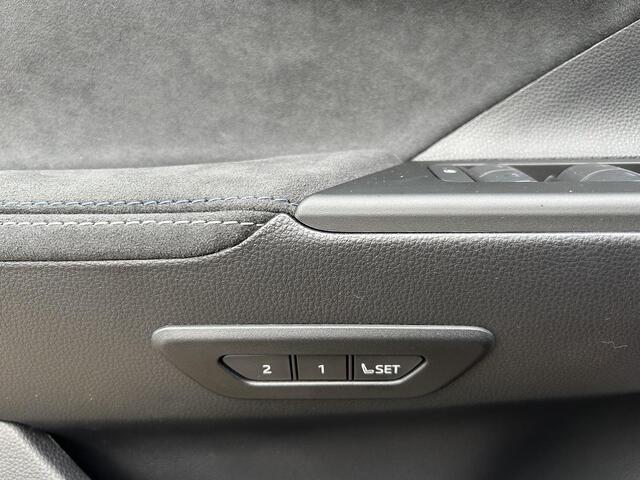 Toyota C-HR 1.8 Hybrid Executive Panoramadak, Head up display