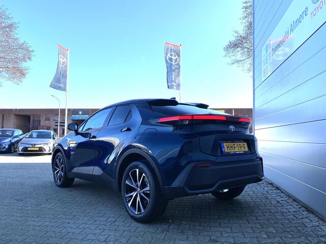 Toyota C-HR 1.8 Hybrid 140 Dynamic Bi-tone