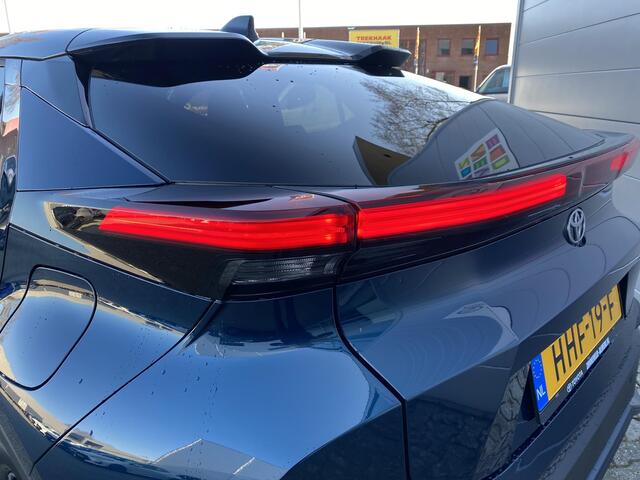 Toyota C-HR 1.8 Hybrid 140 Dynamic Bi-tone