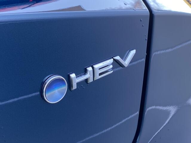 Toyota C-HR 1.8 Hybrid 140 Dynamic Bi-tone