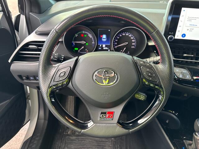Toyota C-HR 1.8 Hybrid GR-Sport, 19" Lm! Camera! Carplay! Alcantara! VERWACHT!!