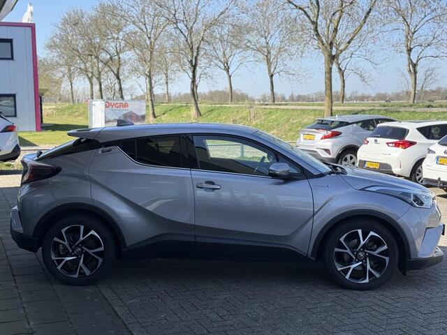 Toyota C-HR 1.8 Hybrid Style | Clima | Cruise | Navi | JBL | Stoelstuurverw. | Trekhaak | BSM