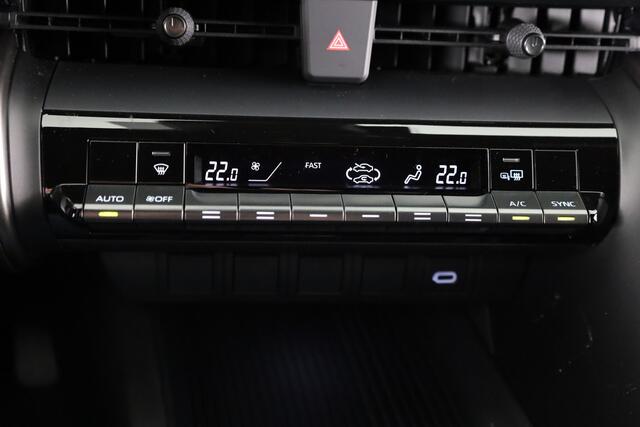 Toyota C-HR 1.8 Hybrid 140 Dynamic *NIEUW* | Direct leverbaar! | Blind Spot Monitor | Parkeercamera | Apple Carplay /- Android Auto |