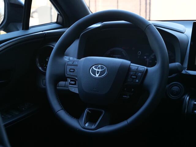 Toyota C-HR 1.8 Hybrid 140pk Dynamic Automaat Apple Carplay / Dodehoek / Camera / Stoelverwarming