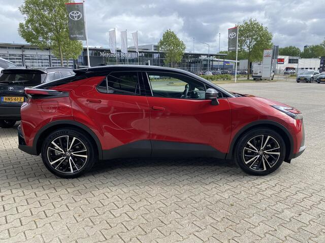 Toyota C-HR 2.0 Plug-in Hybrid 220 Executive & Plus Pack