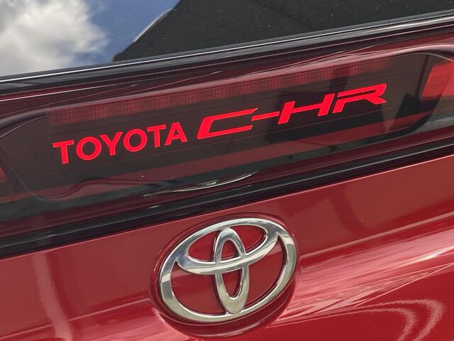 Toyota C-HR 2.0 Plug-in Hybrid 220 Executive & Plus Pack