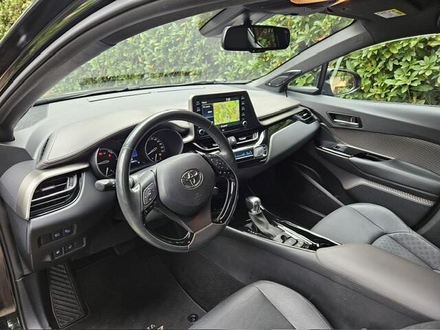 Toyota C-HR 2.0 Hybrid Executive Elektrisch verstelbare stoel / Vol leder