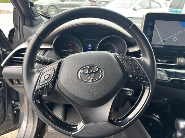 Toyota C-HR 1.8 Hybrid Executive AFNEEMBARE TREKHAAK, SLECHTS 67.529KM, ZEER NETTE AUTO!!!