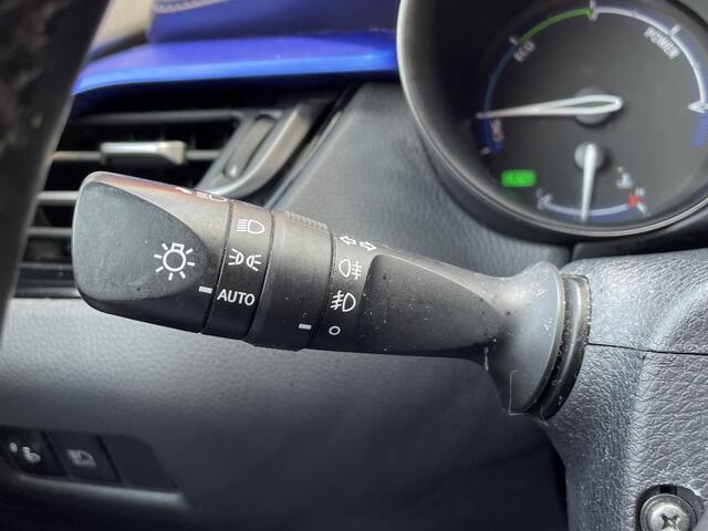 Toyota C-HR 1.8 Hybrid Bi-Tone | Navi | Stoelverwarming | Cruise Control