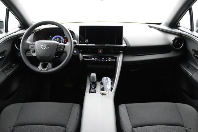 Toyota C-HR 1.8 Hybrid 140 Active | Nieuw uit voorraad leverbaar! | 10 Jaar garantie!