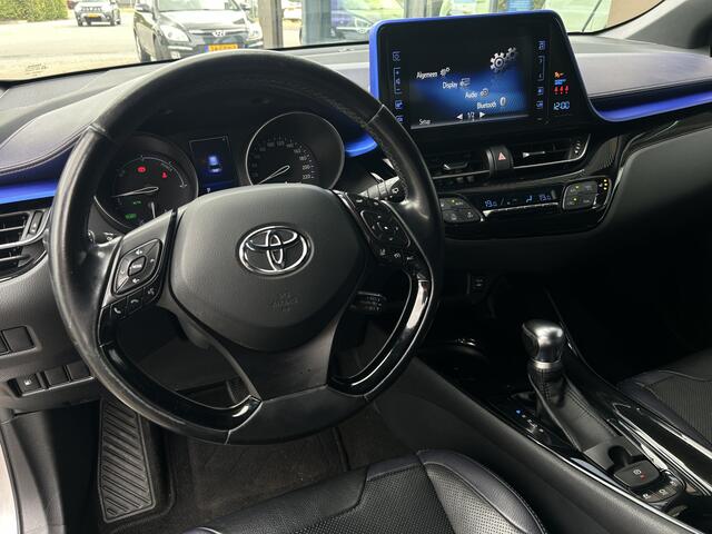 Toyota C-HR 1.8 Hybrid Bi-Tone
