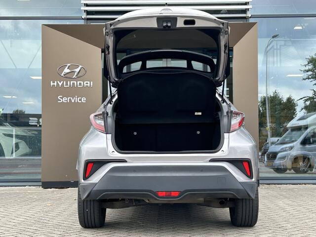 Toyota C-HR 1.8 Hybrid Bi-Tone