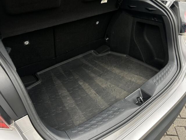 Toyota C-HR 1.8 Hybrid Bi-Tone