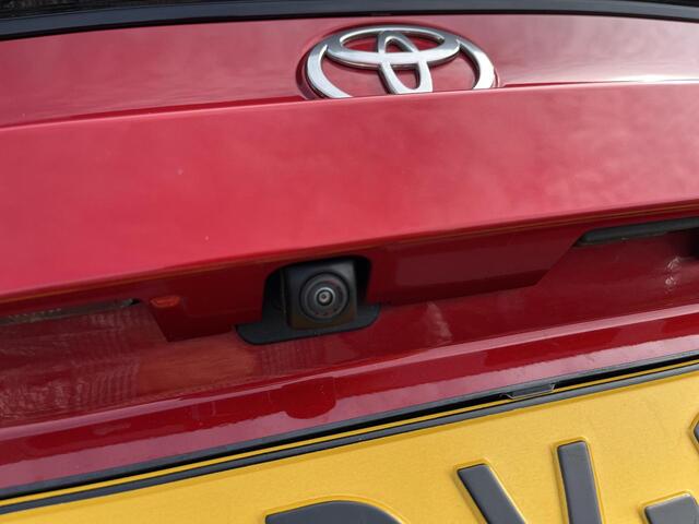 Toyota C-HR 1.8 Hybrid 140 First Edition | Navigatie | Apple CarPlay/Android auto | 360 graden camera | Elektrische achterklep