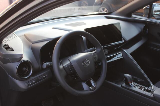 Toyota C-HR 1.8 Hybrid 140 First Edition Bi Tone