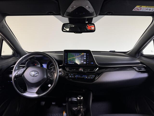 Toyota C-HR 1.2 Dynamic handgeschakeld | 1300kg trekgew. | Keyless |