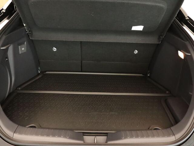 Toyota C-HR 2.0 Plug-in Hybrid 220 Première Edition - ORIGINEEL NEDERLANDSE AUTO - HEAD UP DISPLAY - CAMERABEELD IN BINNENSPIEGEL - ELEKTRISCHE ACHTERKLEP - ELEKTRISCH VERSTELBARE BESTUURDERSSTOEL - LEDEREN BEKLEDING - STUUR/ STOELVERWARMING - PANORAMADAK - 230 VOLT 