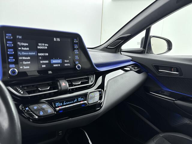 Toyota C-HR 2.0 Hybrid Bi-Tone Leseman aangemeld 3-7 vanuit handelaar