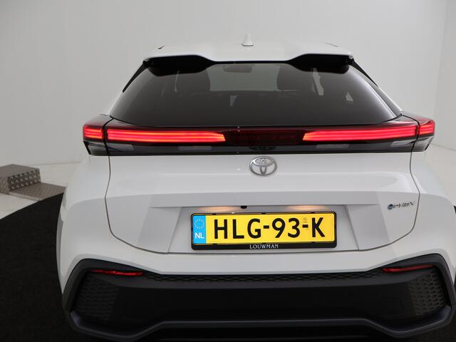 Toyota C-HR 2.0 Plug-in Hybrid 220 Business Plus | Apple Carplay & Android Auto | Parkeercamera | | Direct leverbaar |
