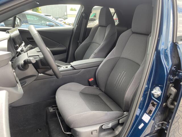 Toyota C-HR 1.8 Hybrid 140 Dynamic NL Auto Navi Dodehoek Detectie Parkeersensoren