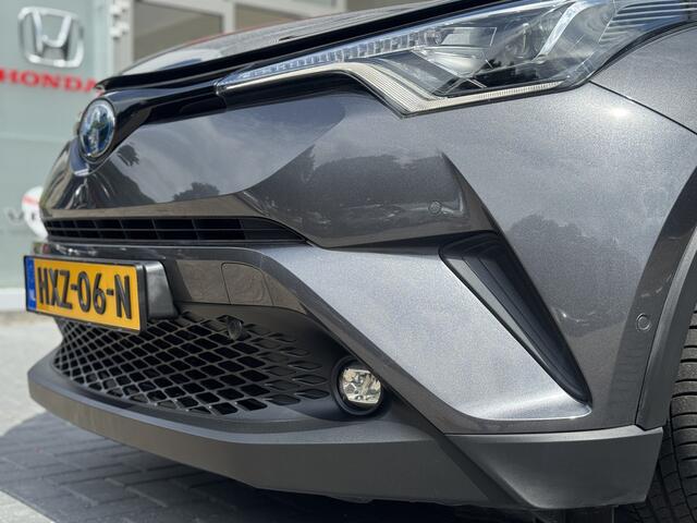 Toyota C-HR 1.8 Hybrid Executive Bi-Tone JBL, Parkeersensoren, Alcantara/Leder interieur , All-in Rijklaarprijs