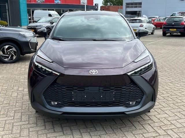 Toyota C-HR Hybrid 140 Team D **AllSeason,Stoelverwarming**