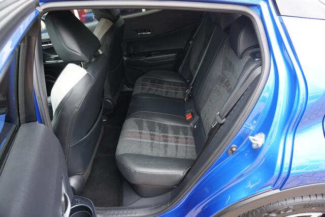 Toyota C-HR 2.0 Hybrid Executive Camera | ACC| Stoel/stuurverw. * All in prijs *