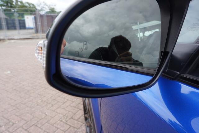 Toyota C-HR 2.0 Hybrid Executive Camera | ACC| Stoel/stuurverw. * All in prijs *