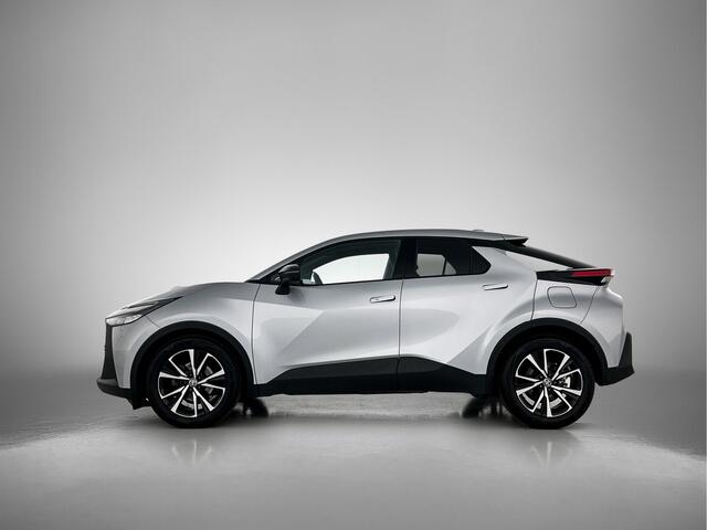 Toyota C-HR 1.8 Hybrid 140 Dynamic | Dodehoek assistent | Parkeersensoren V+A | Stoelverwarming| Metallic lak |
