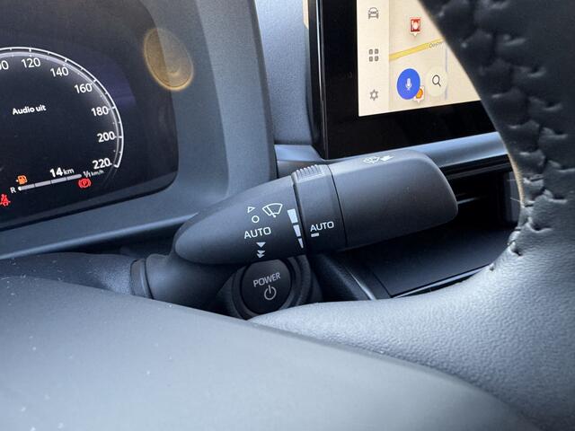 Toyota C-HR 1.8 Hybrid 140 First Edition Dodenhoekdetectie, Navigatie, Parkeersensoren V + A , All-in Rijklaarprijs