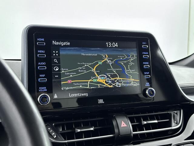 Toyota C-HR 1.8 Hybrid Bi-Tone | NL-Auto | 18' Lichtmetalen velgen | Stoelverwarming | Navigatie | Apple Carplay -/ Android Auto |