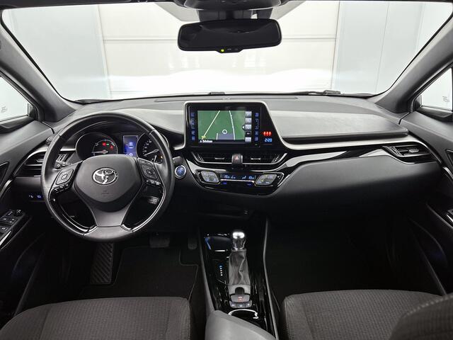 Toyota C-HR 1.8 Hybrid Dynamic | Navigatie | Camera | LM Velgen | Privacy glass | Stoelverwarming |
