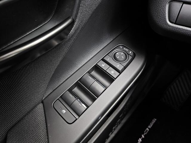 Toyota C-HR 1.8 Hybrid 140 First Edition , demo, 100 km, 360 Gr Camera