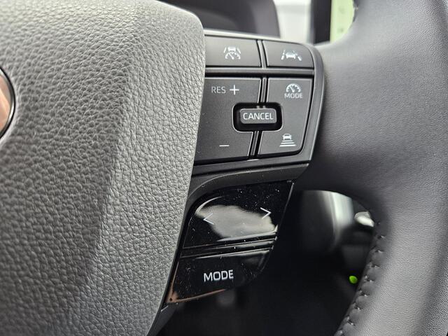 Toyota C-HR 1.8 Hybrid 140 First Edition , demo, 100 km, 360 Gr Camera