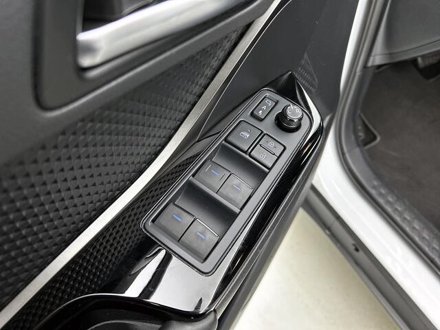 Toyota C-HR 2.0 Hybrid Bi-Tone | Navigatie | PDC V+A | Blindspot |