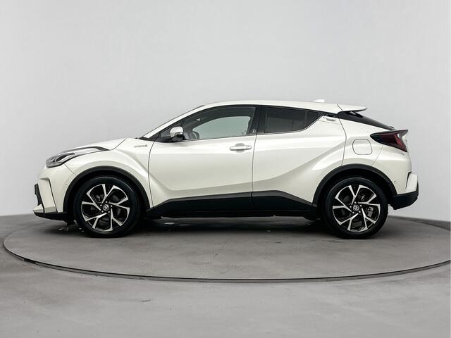 Toyota C-HR 1.8 Hybrid Dynamic | Automatisch Inparkeren | Stoel-/Stuurverwarming | Parkeersensoren | Lichtmetalen Velgen |