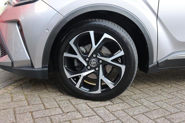 Toyota C-HR 2.0 Hybrid Style, Alcantara , JBL, Blind Spot