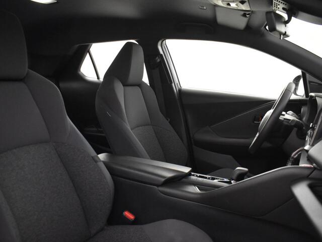 Toyota C-HR 1.8 Hybrid 140 Active | Blindspot | Carplay