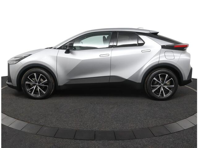 Toyota C-HR 1.8 Hybrid 140 Dynamic | Adaptive Cruise Control | Apple Carplay | Android Auto | Achteruitrijcamera | Parkeersensoren | Keyless entry |