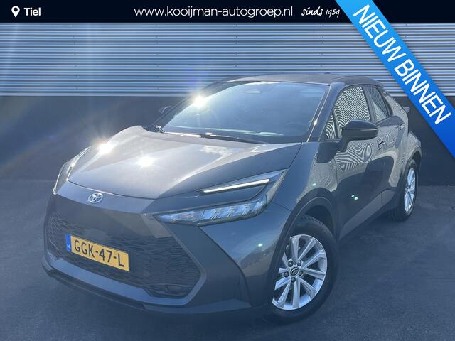 Toyota C-HR 1.8 Hybrid 140 Active NL-auto, 1e eign. Dodehoek detectie, keyless start, navigatie Apple CarPlay/Android Auto, adaptieve cruise control, achteruitrij camera