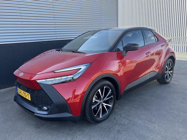 Toyota C-HR 1.8 Hybrid 140 First Edition NL-auto, 1e eign. Apple CarPlay/Android Auto navigatie, dodehoek detectie, adaptieve cruise control, keyless,