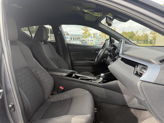Toyota C-HR 2.0 Hybrid Bi-Tone Dealer Onderhouden,Camera,Trekhaak,184pk,Navi,Stoelverwarming,Clima,Cruise,Pdc V+A,Lm velgen,Apk tot 09-2026