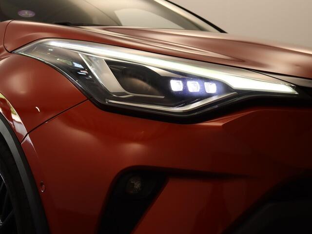 Toyota C-HR 2.0 Hybrid Launch Edition - ORIGINEEL NEDERLANDSE AUTO - AFNEEMBARE TREKHAAK - TREKGEWICHT 725 KG - AFKOMSTIG VAN 1E EIGENAAR- 18 INCH LICHT METALEN VELGEN - LEDEREN BEKLEDING - PARKEERASSISTENT - PARKEERSENSOREN VOOR/ ACHTER - VOORSTOELEN VERWARMD