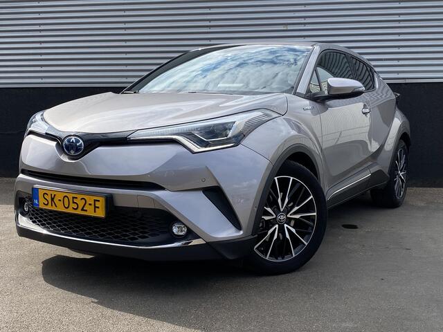 Toyota C-HR 1.8 Hybrid Executive Nieuw geleverd en dealeronderhouden, 1e eign. Stoel- & Stuurwielverwarming, achteruitrij camera, adaptieve cruise control, dodehoek detectie, keyless, Navigatie