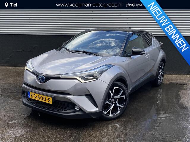 Toyota C-HR 1.8 Hybrid Bi-Tone Plus Stoel- & stuurverarming, navigatie, dodehoek detectie, JBL Premium audio, Volledig dealeronderhouden, achteruitrij camera, adaptieve cruise control
