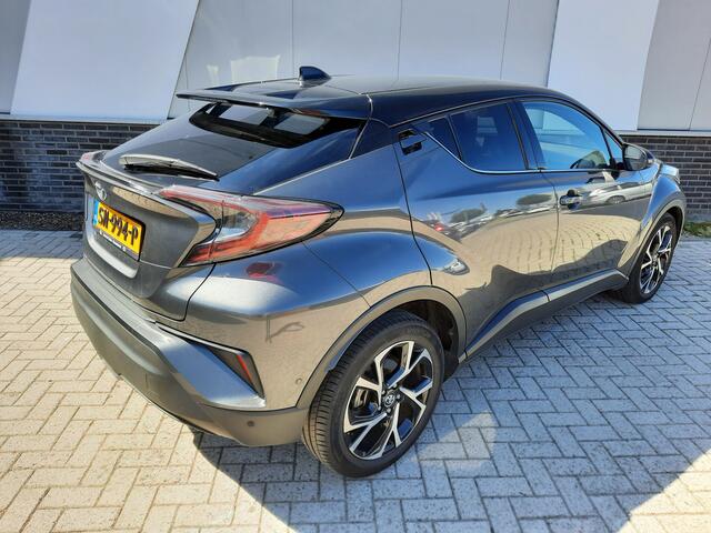 Toyota C-HR 1.8 Hybrid Bi-Tone met Premium Pack | Navi | ECC | Dode hoek detectie | Stoelverw | PDC v+a