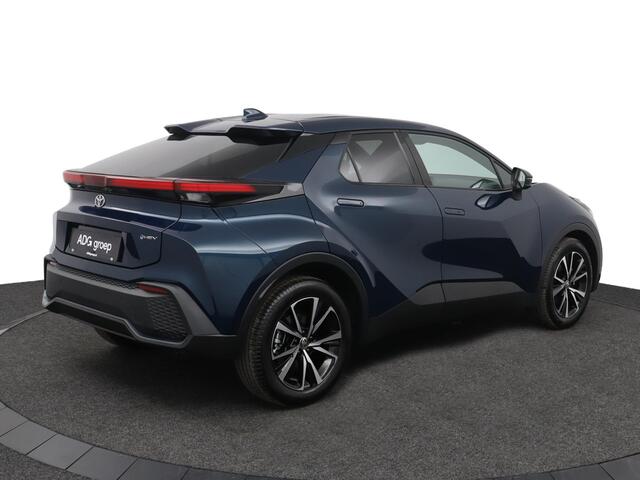 Toyota C-HR 1.8 Hybrid 140 Dynamic | Nieuw uit voorraad leverbaar! | 10 Jaar Garantie! |